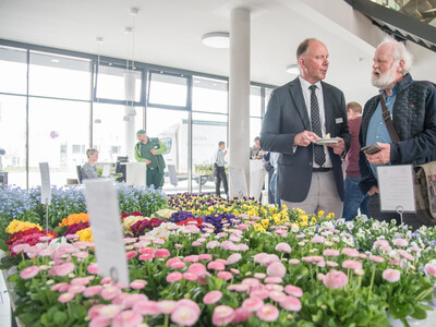 Abschlussveranstaltung für das Projekt 'TerZ - Einsatz torfreduzierter Substrate im Zierpflanzenbau' am 23.03.2023 in Hannover-Ahlem.