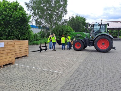 Schleppertraining f&uuml;r Frauen am 2. Juni 2026 in Uelzen