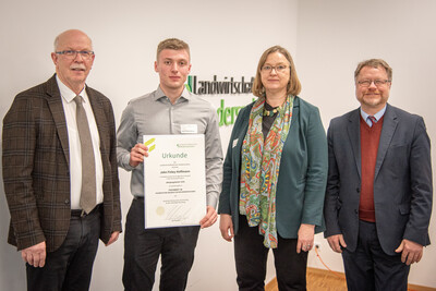 Ehrung der jahrgangsbesten Absolvent/-innen in der Aus- und Fortbildung 2025 am 11.02.2026 in Hannover.