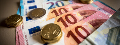 Euro-Geldscheine und -Münzen