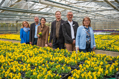 vlnr: Irina Eifert (KVHS), Marcel-Alexander Jan&szlig;en (LWK), Ministerin Miriam Staudte, Stefan Lorenz (KVHS), Jens Claa&szlig;en (Bundesagentur f&uuml;r Arbeit), Simone Heckmann (LWK)