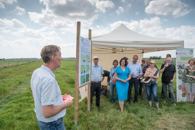 Grünlandfeldtag der Landwirtschaftskammer Niedersachsen und der Senatorin für Umwelt, Klima und Wissenschaft der Freien Hansestadt Bremen am 06.08.2024 auf Hof Bavendamm im Bremer Blockland.
