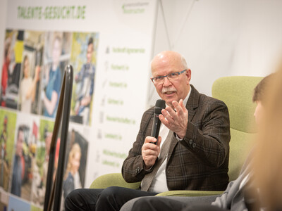 Ehrung der jahrgangsbesten Absolvent/-innen in der Aus- und Fortbildung 2025 am 11.02.2026 in Hannover.