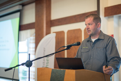 Energiewirt Milan Lohse während der 15. Biogastagung der Landwirtschaftskammer Niedersachsen am 28.02.2024 in Verden. - © Wolfgang Ehrecke Energiewirt Milan Lohse während der 15. Biogastagung der Landwirtschaftskammer Niedersachsen am 28.02.2024 in Verden.