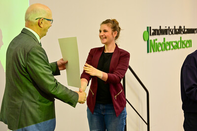 &Uuml;bergabe Meisterbriefe Hauswirtschaft 2025 in Hannover