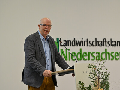 Kammerpr&auml;sident Gerhard Schwetje auf der Fachtagung 'Frauen in der Landwirtschaft - Mut tut gut!'