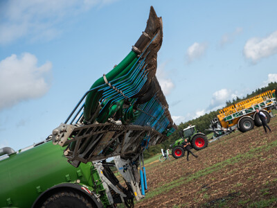 Maschinenvorf&uuml;hrung G&uuml;lletechnik Nortrup 2025