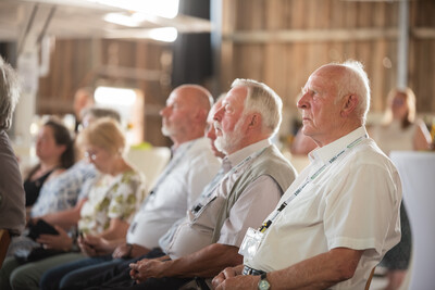 Zeitzeugen aus der langj&auml;hrigen Geschichte des LBZ erz&auml;hlten Anekdoten von fr&uuml;her.