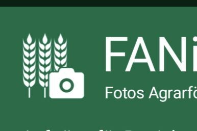 Gr&uuml;nes Logo mit &Auml;hren, Kamera und Text: FANi Fotos Agrarf&ouml;rderung Niedersachsen.