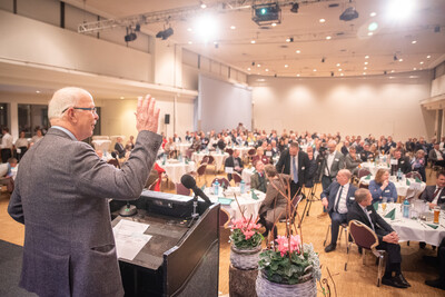 Kammerpr&auml;sident Gerhard Schwetje beim Gesellschaftsabend der Landwirtschaftskammer Niedersachsen am 19.11.2025 in Oldenburg.