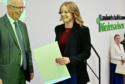 &Uuml;bergabe Meisterbriefe Hauswirtschaft 2025 in Hannover