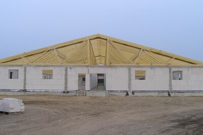 Rohbau Mastschweinestall - © Hans-Nikolaus Meiforth Rohbau Mastschweinestall