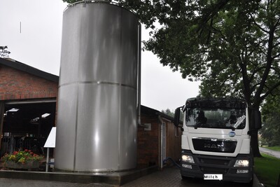 Milch&uuml;bernahme Silotank