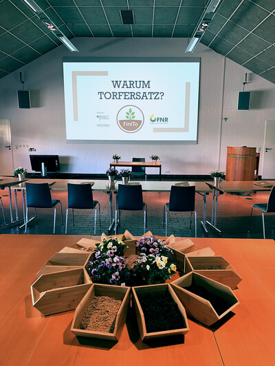 Torfersatzstoffe beim Pr&auml;senzworkshop im Projekt FiniTo