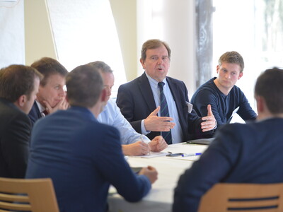 Workshop I zu Zukunftsbildern der Agrar- und Ernährungswirtschaft am 11. und 12. März 2015 in Garrel - © Thorsten Ritzmann Workshop I zu Zukunftsbildern der Agrar- und Ernährungswirtschaft am 11. und 12. März 2015 in Garrel