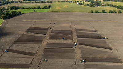 Leistungspfl&uuml;gen in Grefenmoor