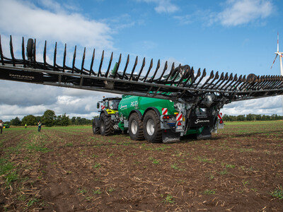Maschinenvorf&uuml;hrung G&uuml;lletechnik Nortrup 2025