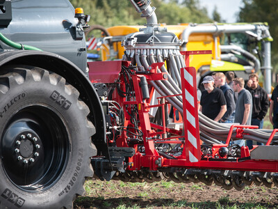 Maschinenvorf&uuml;hrung G&uuml;lletechnik Nortrup 2025