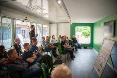 Workshop zu Spot-Spray beim Fach-Event &bdquo;Zwischen Acker und App &ndash; Digitalisierung Ihres Pflanzenbaus&ldquo; auf der Dom&auml;ne Schickelsheim (K&ouml;nigslutter/Kreis Helmstedt).