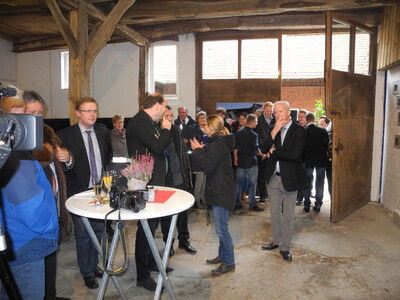 Empfang der Gäste auf der Diele - © Dr. Hans-Gerd Brunken Empfang der Gäste auf der Diele