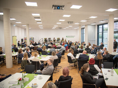 Ehrung der jahrgangsbesten Absolvent/-innen in der Aus- und Fortbildung 2025 am 11.02.2026 in Hannover.