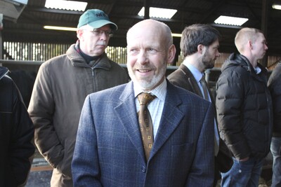 Wilhelm Hormann bei der F&uuml;hrung