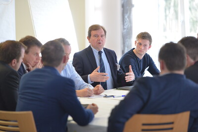 Workshop I zu Zukunftsbildern der Agrar- und Ernährungswirtschaft am 11. und 12. März 2015 in Garrel - © Thorsten Ritzmann Workshop I zu Zukunftsbildern der Agrar- und Ernährungswirtschaft am 11. und 12. März 2015 in Garrel