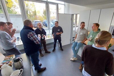 Die besten Gespräche finden in dre Küche statt. - © Rolf Fricke Die besten Gespräche finden in dre Küche statt.