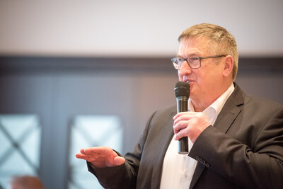 Abschiedsfeier für Dr. Günter Kuhnt, Leiter der Bezirksstelle Oldenburg-Süd.