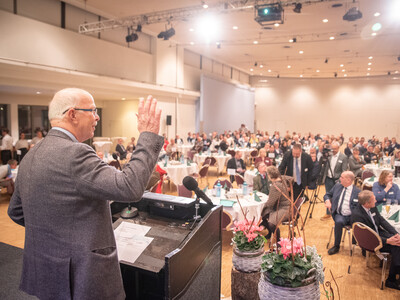 Kammerpr&auml;sident Gerhard Schwetje beim Gesellschaftsabend der Landwirtschaftskammer Niedersachsen am 19.11.2025 in Oldenburg.