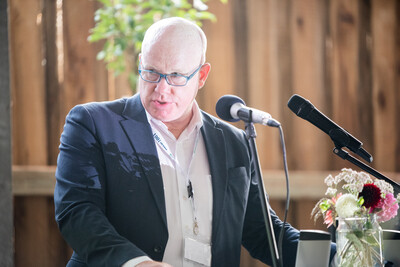 Laars Gerstenkorn, B&uuml;rgermeister der Samtgemeinde Scharnebeck, &uuml;berbrachte Gr&uuml;&szlig;e aus der Lokalpolitik