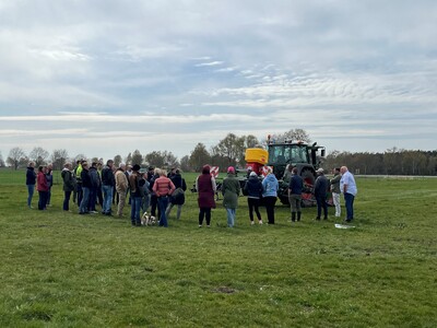 Gr&uuml;nlandseminar vermittelt praxisnahes Wissen f&uuml;r Pferdehalter