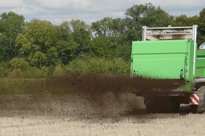 Festmiststreuer - © Markus Cordsen Festmiststreuer