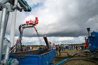 Maschinenvorf&uuml;hrung G&uuml;lletechnik Nortrup 2025