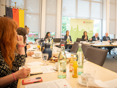 Pressekonferenz zur Vorstellung des N&auml;hrstoffberichts 2024/25 am 15.06.2026 im nieders&auml;chsischen Agrarministerium.
