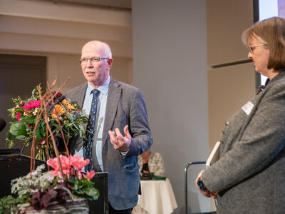 Kammerpr&auml;sident Gerhard Schwetje und Agrar-Staatssekret&auml;rin Frauke Patzke auf dem Gesellschaftsabend der Landwirtschaftskammer Niedersachsen am 19.11.2025 in Oldenburg.