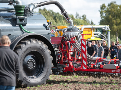 Maschinenvorf&uuml;hrung G&uuml;lletechnik Nortrup 2025