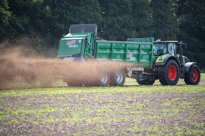 Maschinenvorf&uuml;hrung G&uuml;lletechnik Nortrup 2025