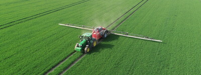 - © Helmut Maasberg Feldspritze