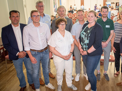 V.l.: Dr. Harm Dr&uuml;cker, Benedikt Kappelsberger (Alzchem), Lars Broer, Nils Rehmann (LANUK), Dr. Gabriele Borghardt (UBA), Thorsten Becker, Henrike Jansen, Roman M&ouml;dden, Dr. Ulrike Wolf (KTBL), Dr. Neele Dirksen, Dr. Marc-Alexander Lieboldt.